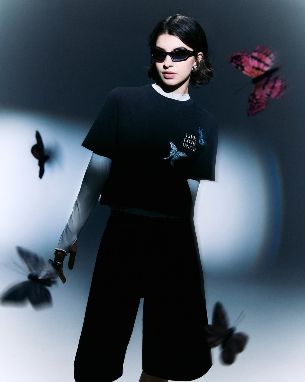 STAIRWAY BUTTERFLY T-SHIRT WOMEN