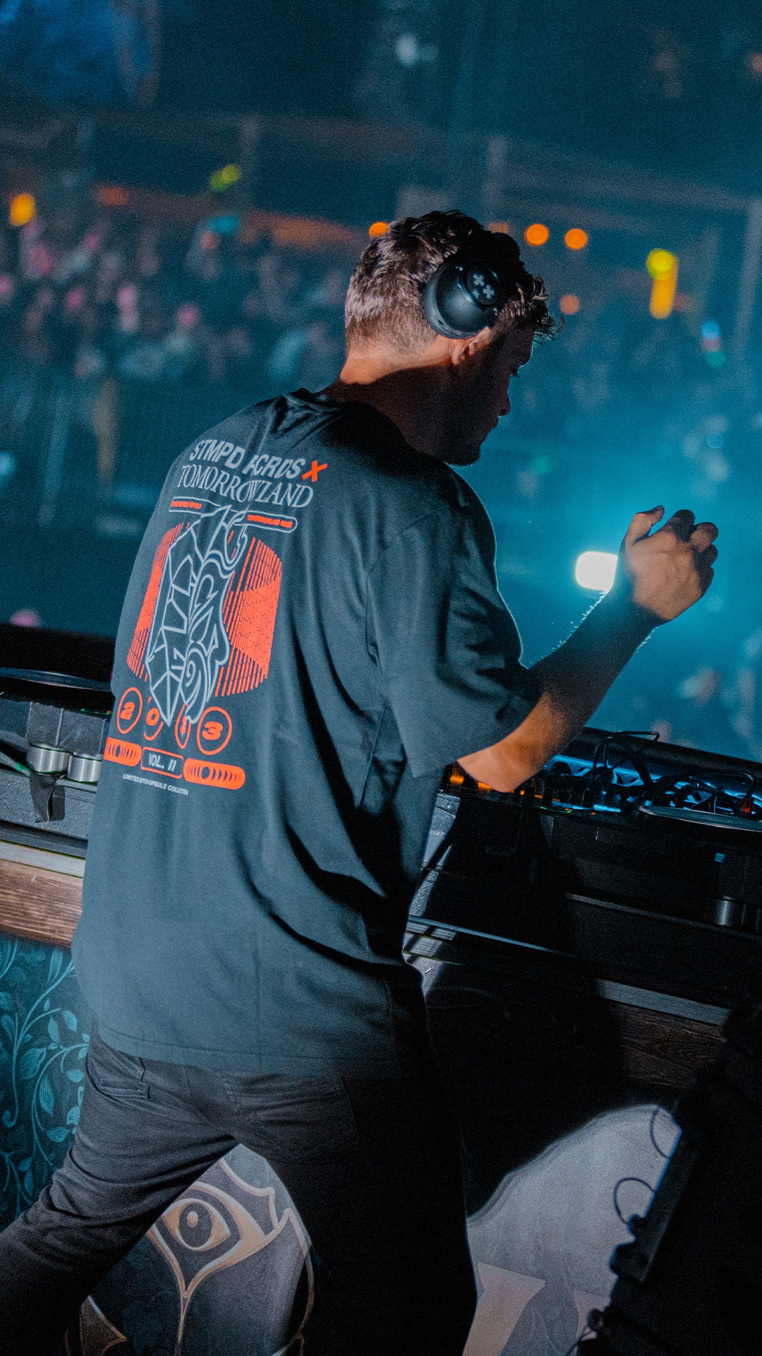 STMPD RCRDS x TOMORROWLAND Tomorrowland Store