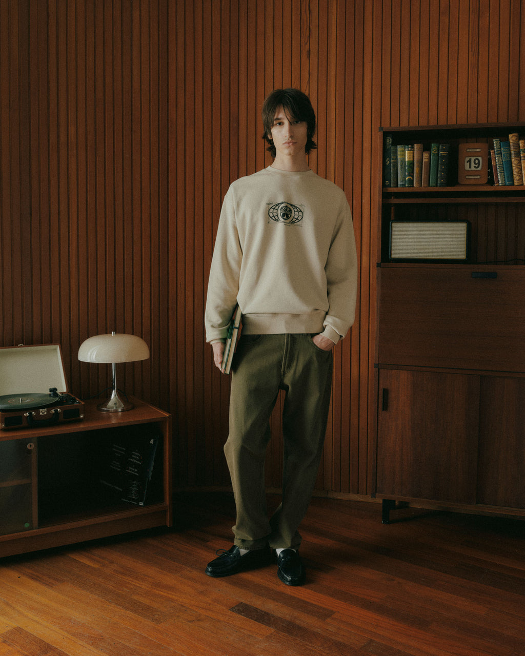 Sketch Globe Sweatshirt