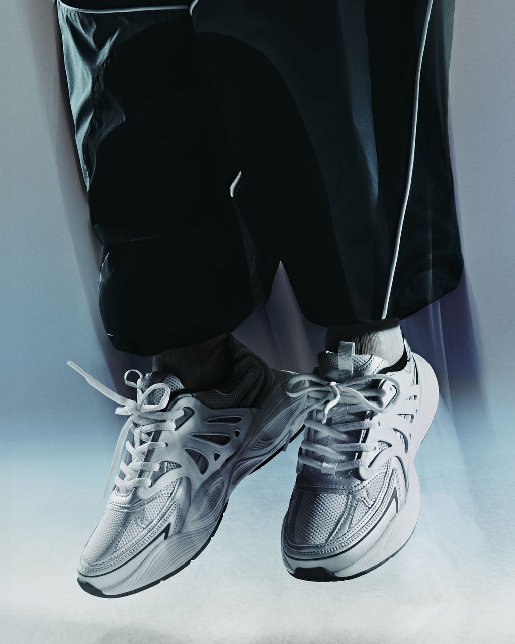 Tomorrowland WR1 Sneaker Women Silver Moon