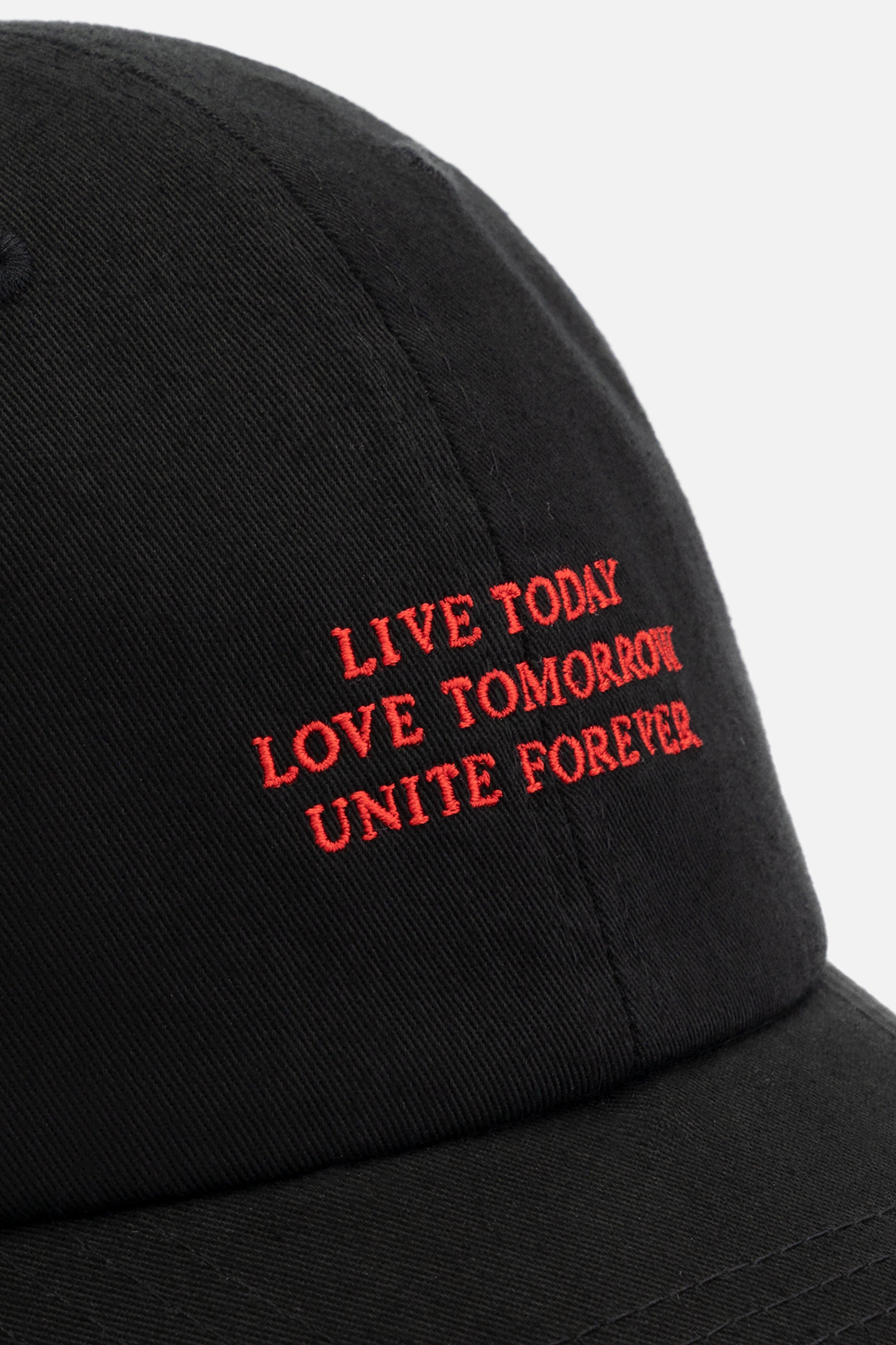 Tomorrowland Store CAP – SLOGAN