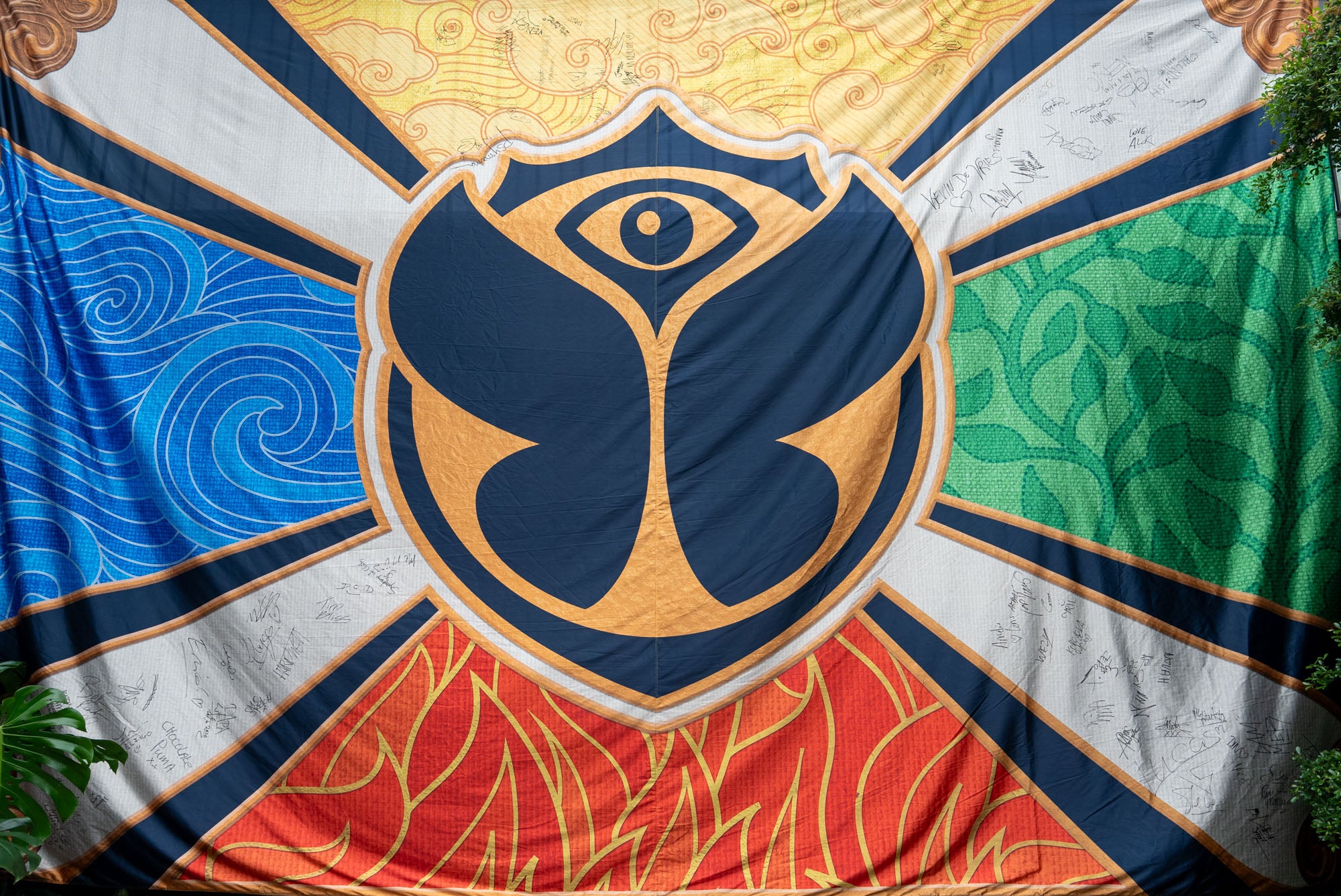 Shop Flags - Tomorrowland Store